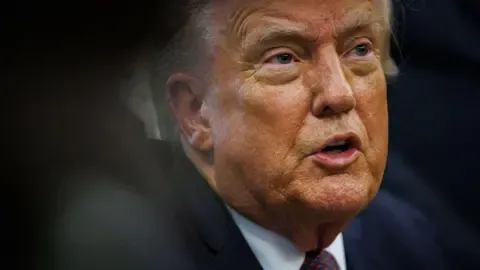 Trump Intends to Introduce a Hefty $100,000 Cost for Skilled Worker Visa Petitioners