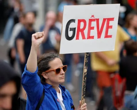 France Preparing for Significant Protest Action During Deepening Governmental Crisis