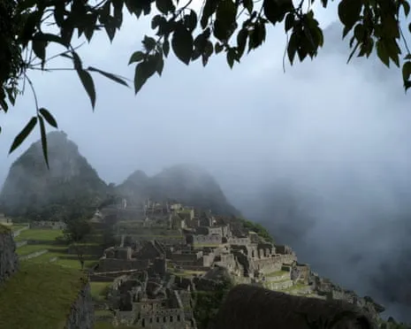 Boulders placed on Railway Lines Trap Nearly 1,000 Tourists near Peru's Historic Site